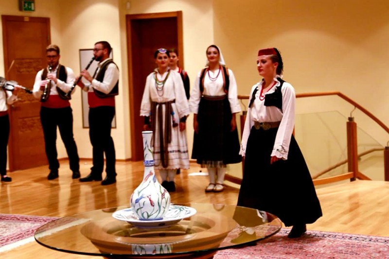 Revija tradicionalne ženske nošnje iz BiH