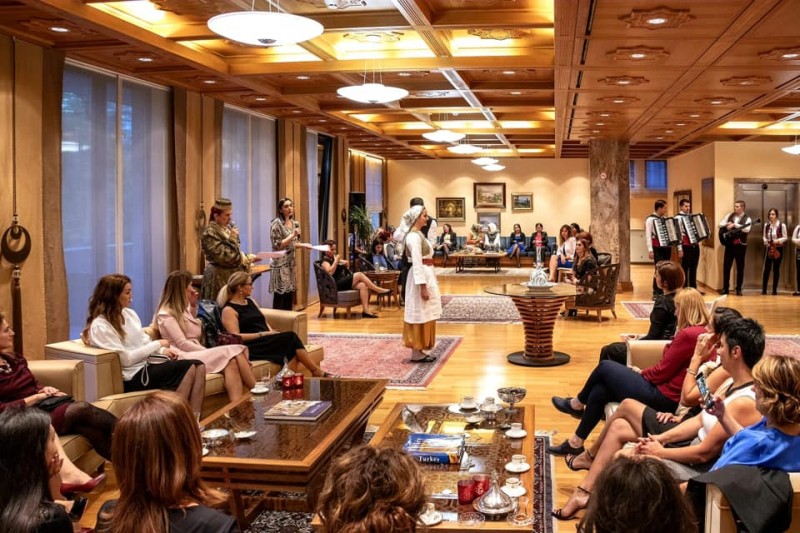 Revija tradicionalne ženske nošnje iz BiH
