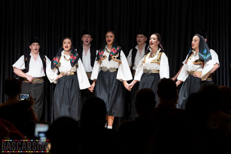 SVE BOJE TRADICIJE
