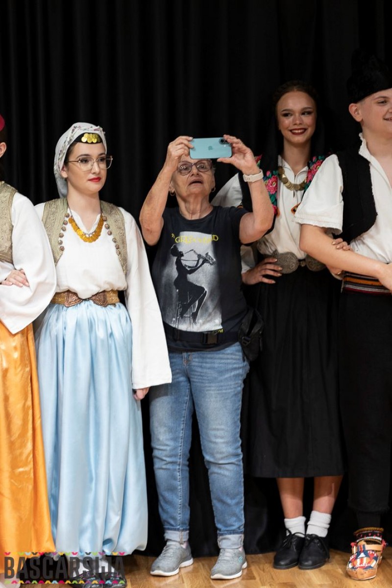 SVE BOJE TRADICIJE